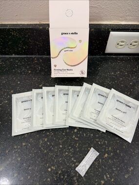 grace & stella Firming Eye Masks - Iridescent White Packaging - 8 pairs
